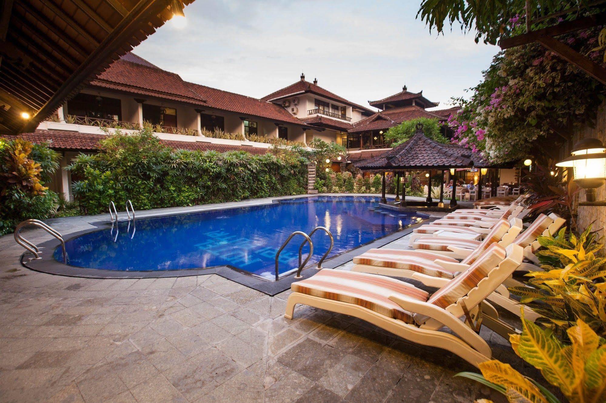 Ari Putri Hotel