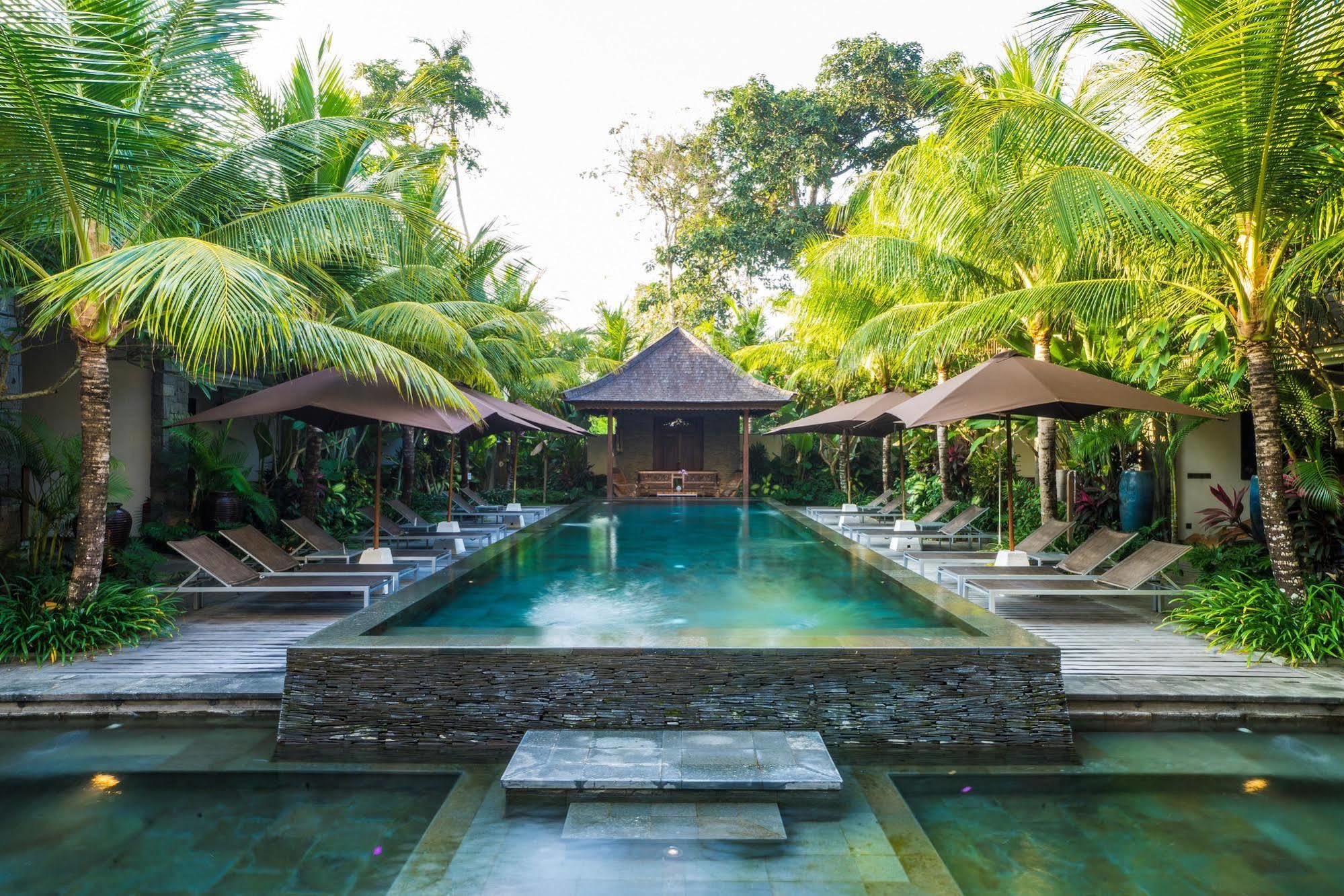 Kejora Hotel 4*