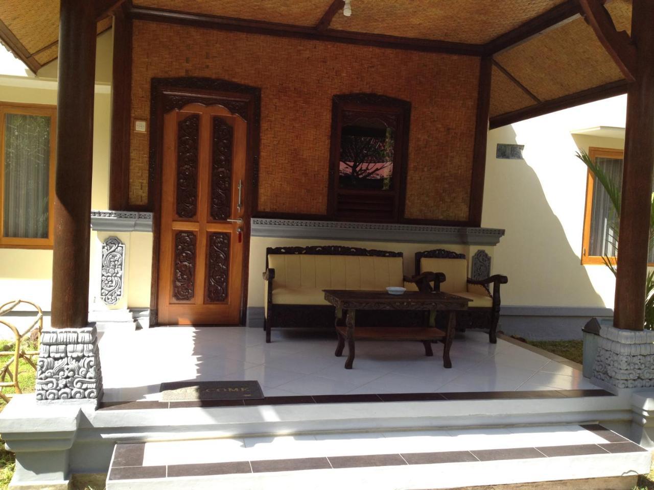 Astina Hotel Lovina (Bali)