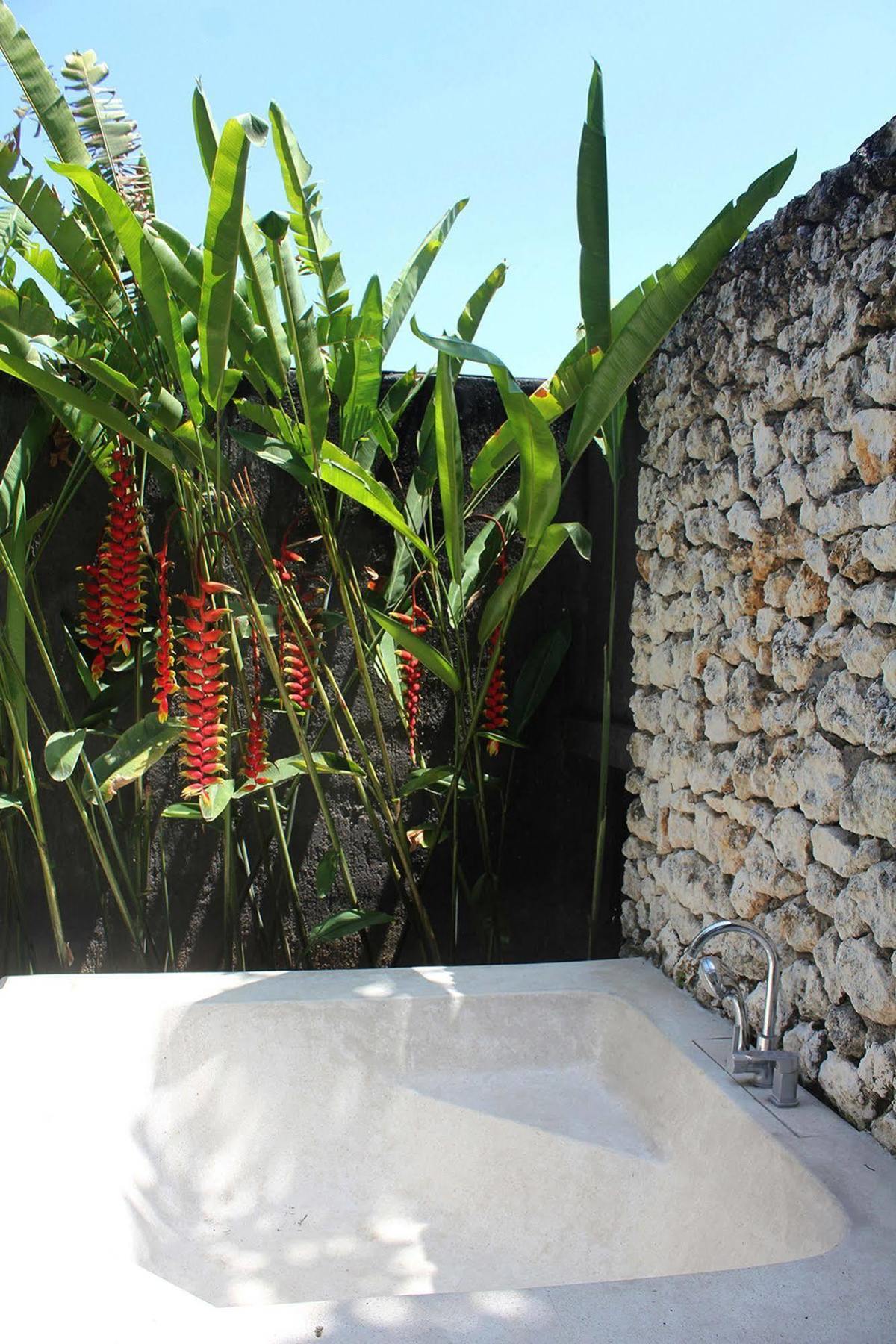 Oasis Bali Guest house 3*