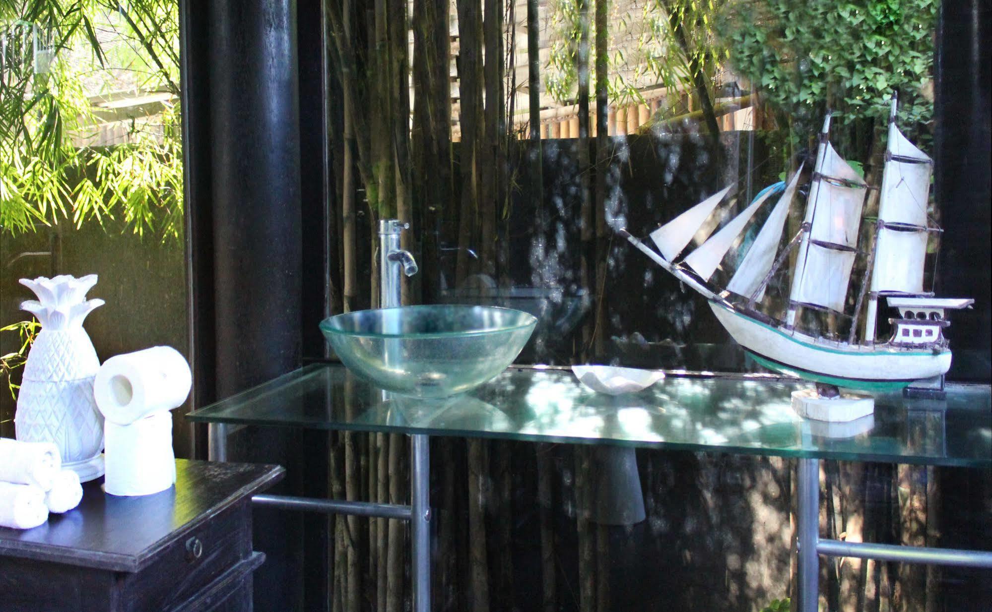 Oasis Bali Guest house 3*