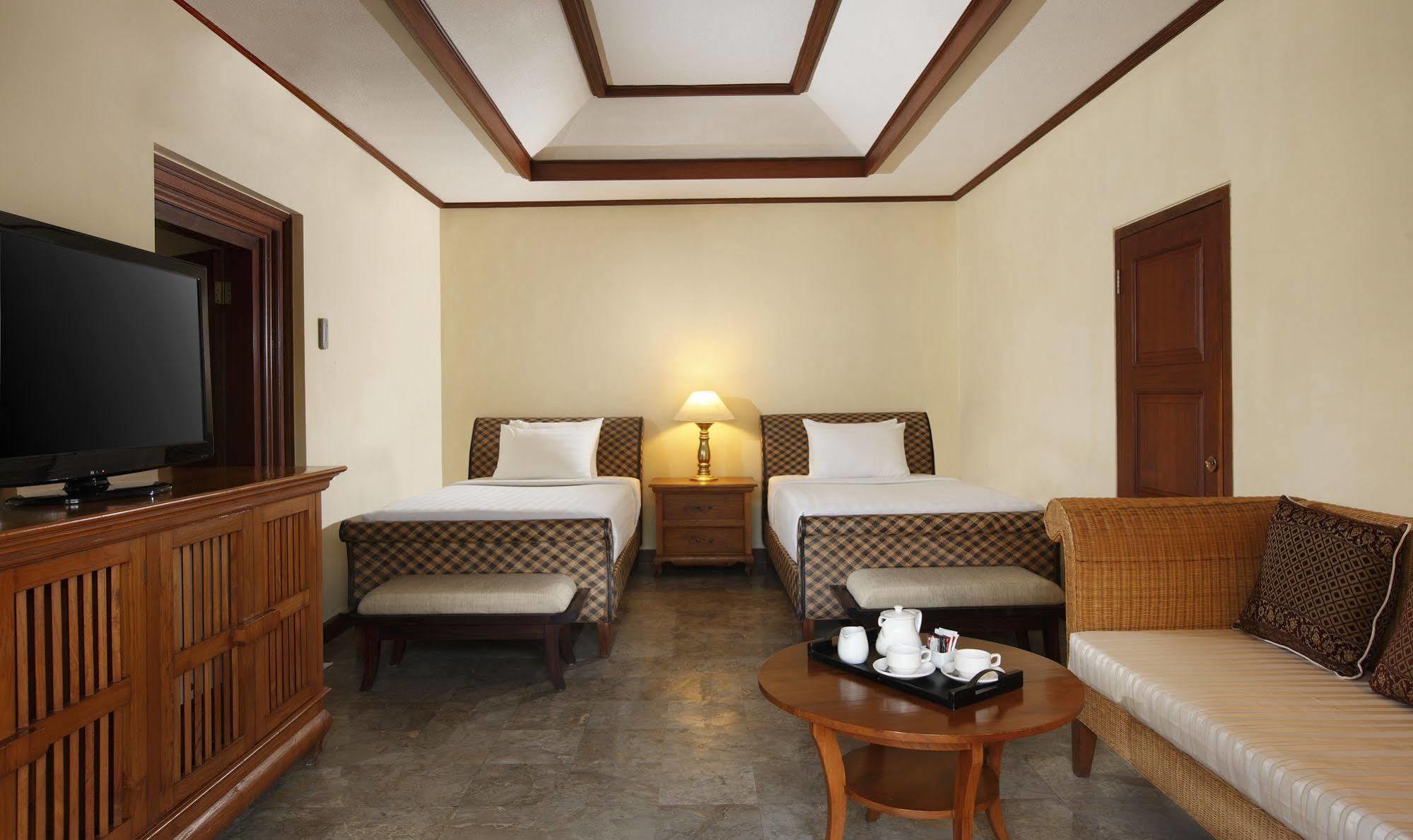 Puri Santrian And Resort Sanur (Bali)