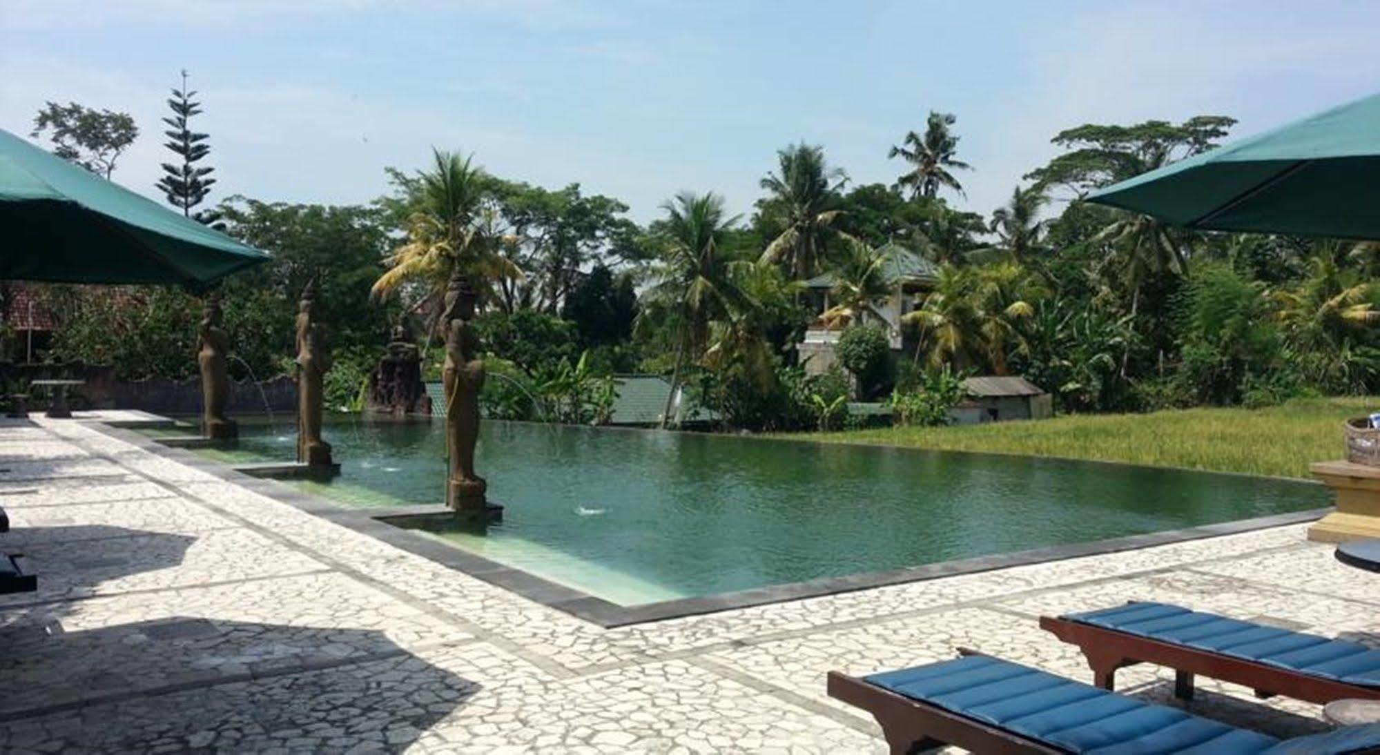 Hotel Cendana & By Mahaputra