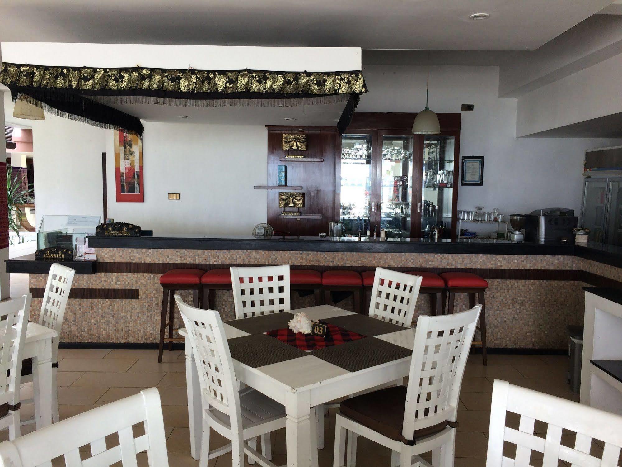 Legong Keraton Canggu (Bali)