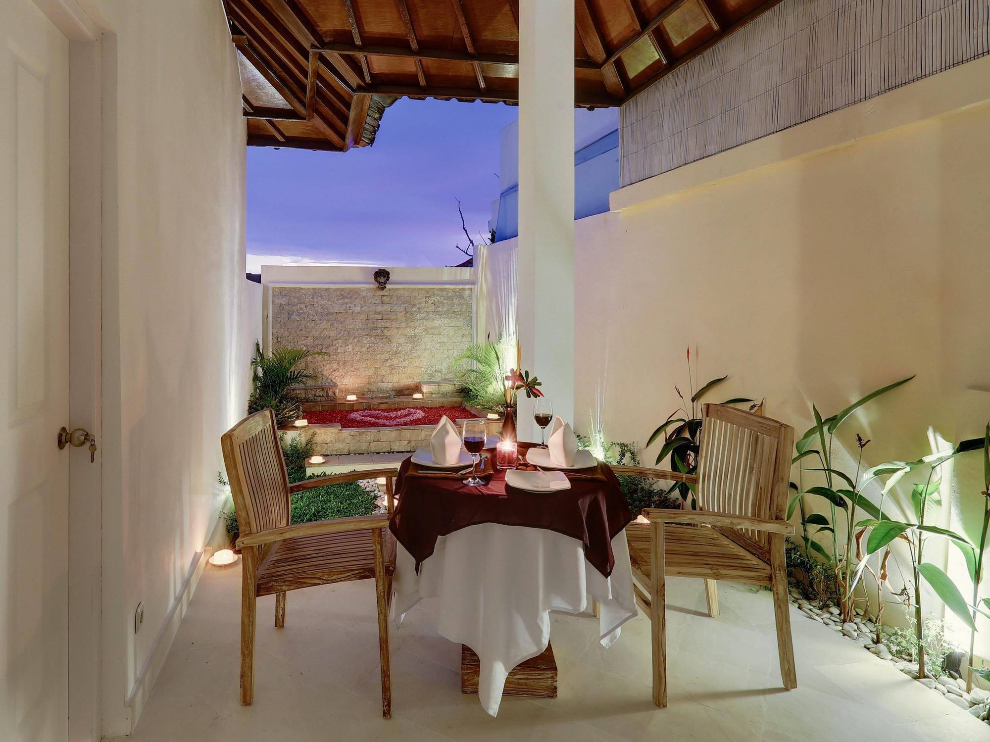 Resort Nipuri And By Kamara 3*