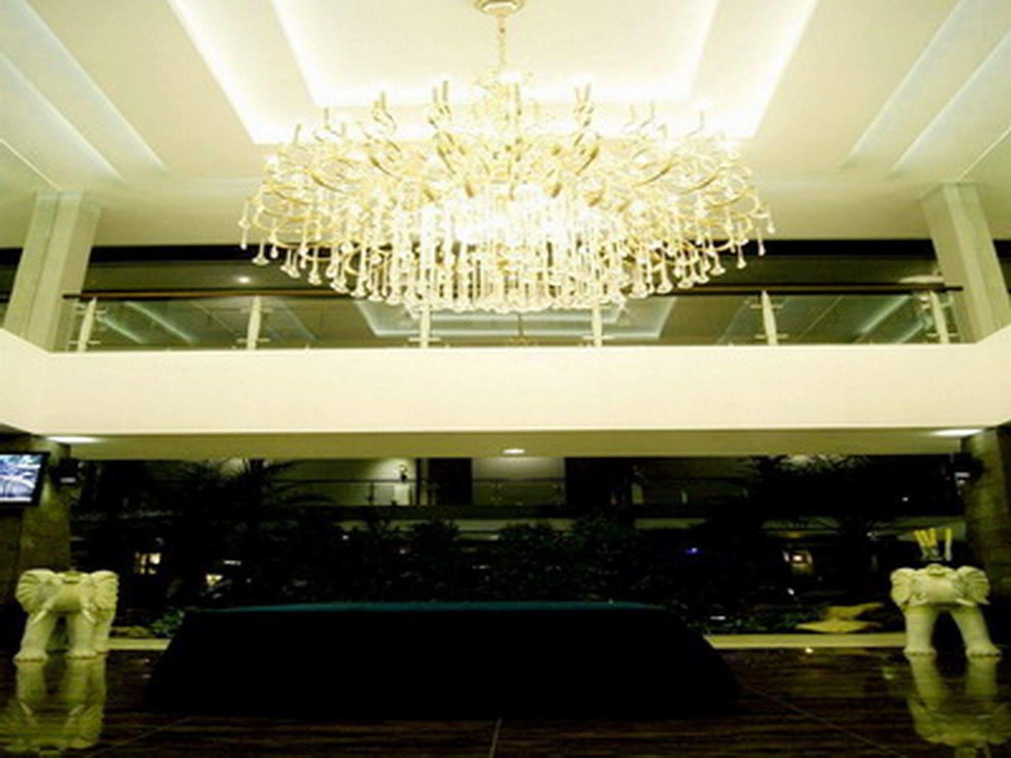 Amaroossa Bali Hotel 4*