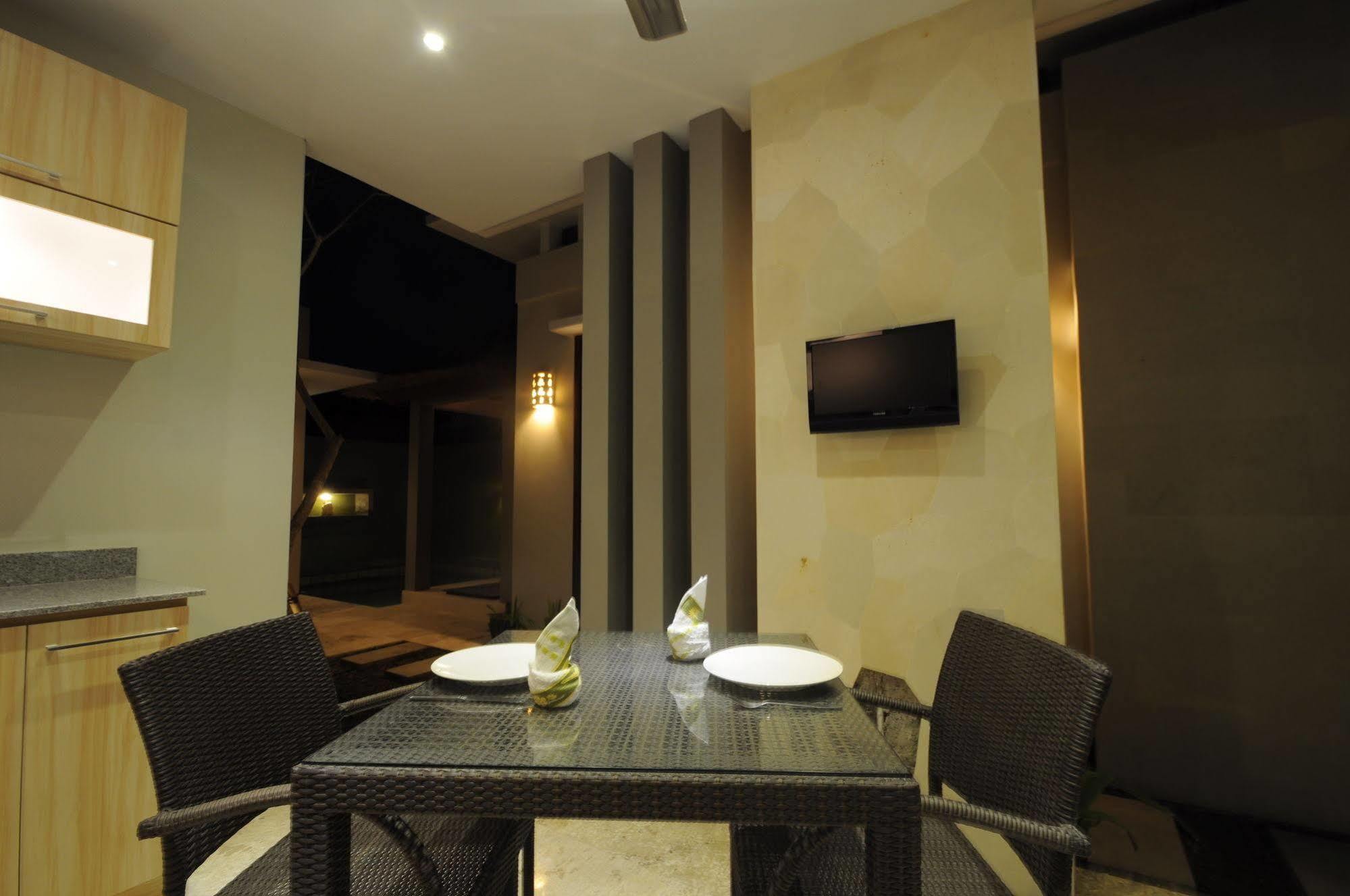 Jas Boutique Villa