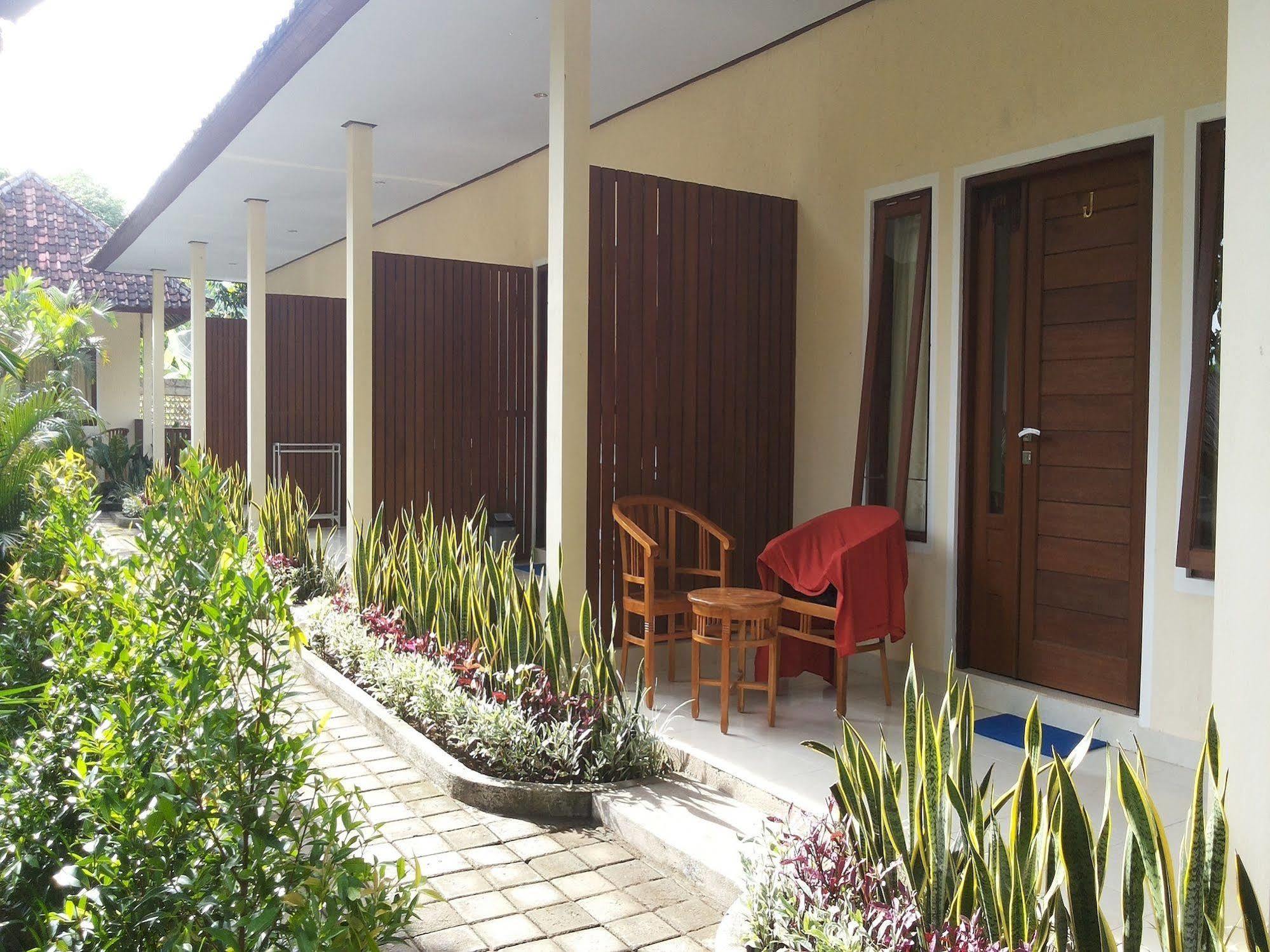 Guest house Star East
