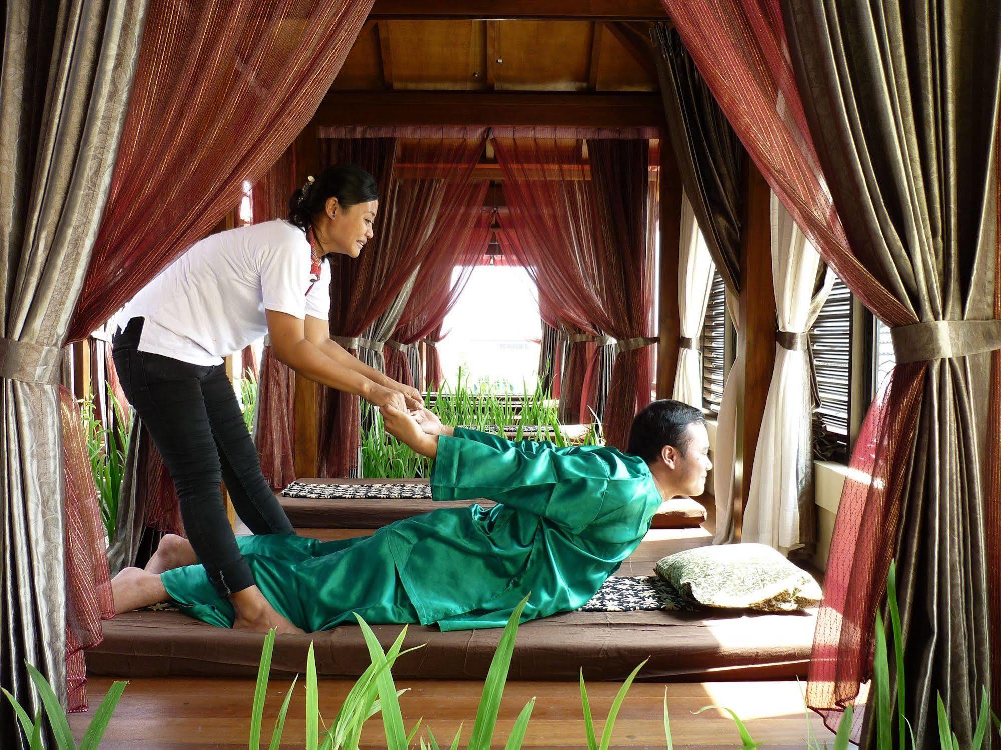 Suardana Inn's Kuta (Bali)