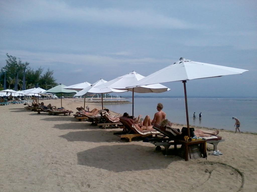 Gazebo Beach Sanur (Bali)