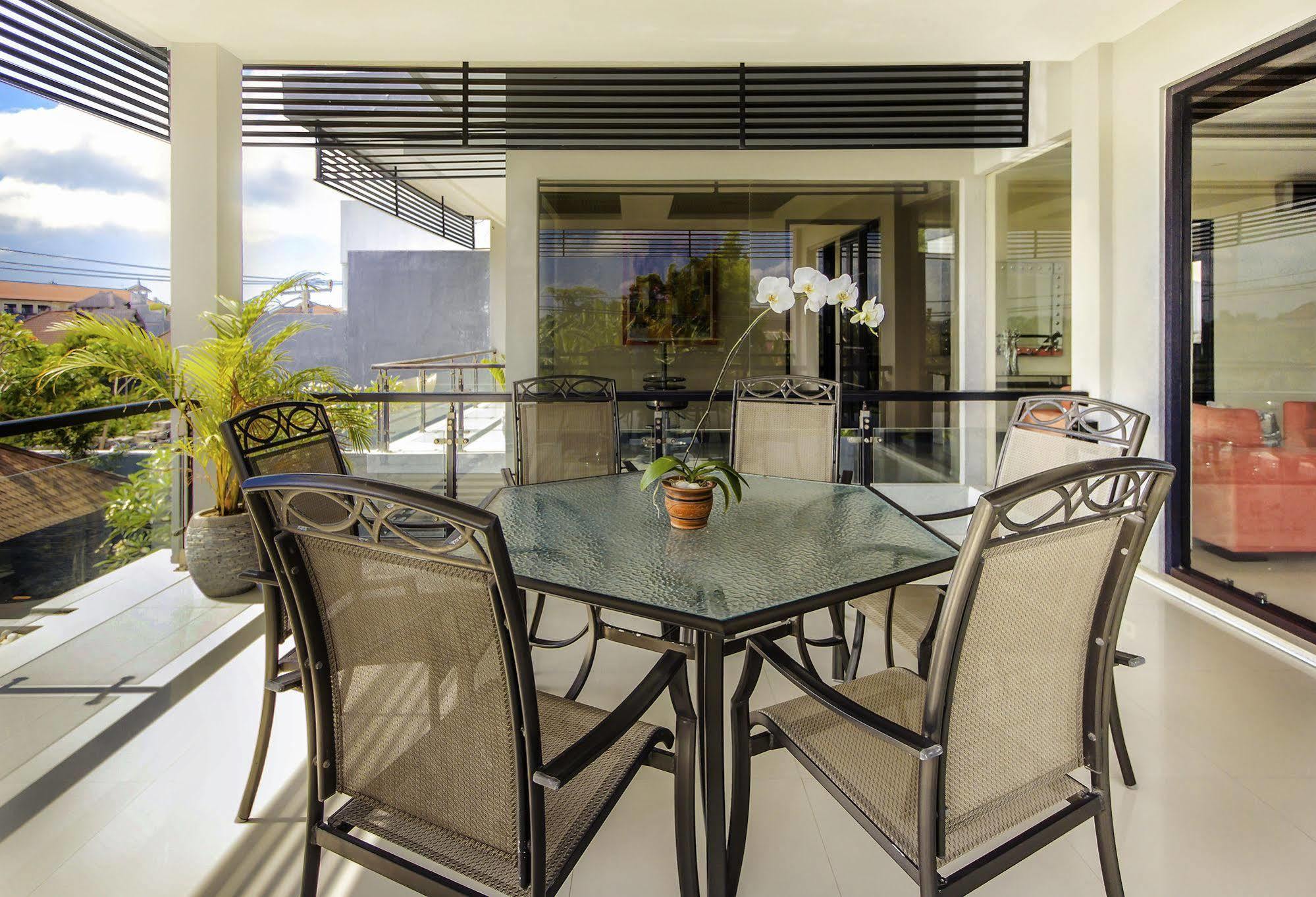Cascade Villa