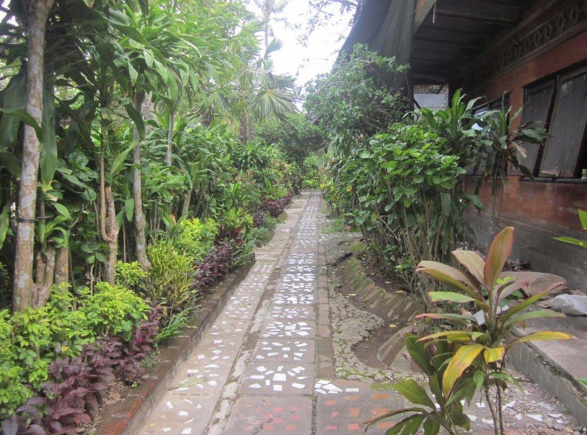 Swastika 3* Sanur (Bali)