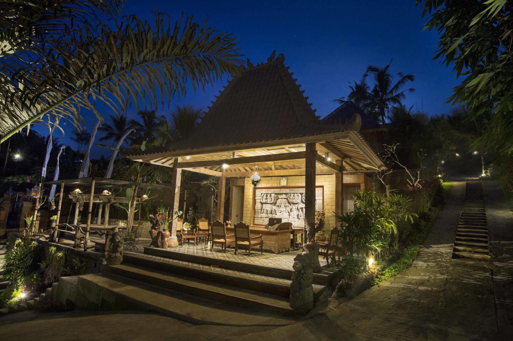 Villa Sebatu *