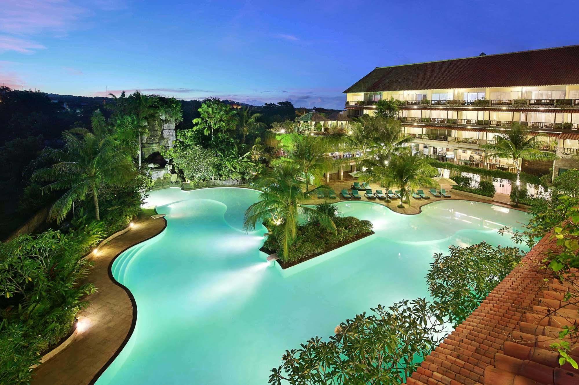 Swiss-belhotel Segara & 4*