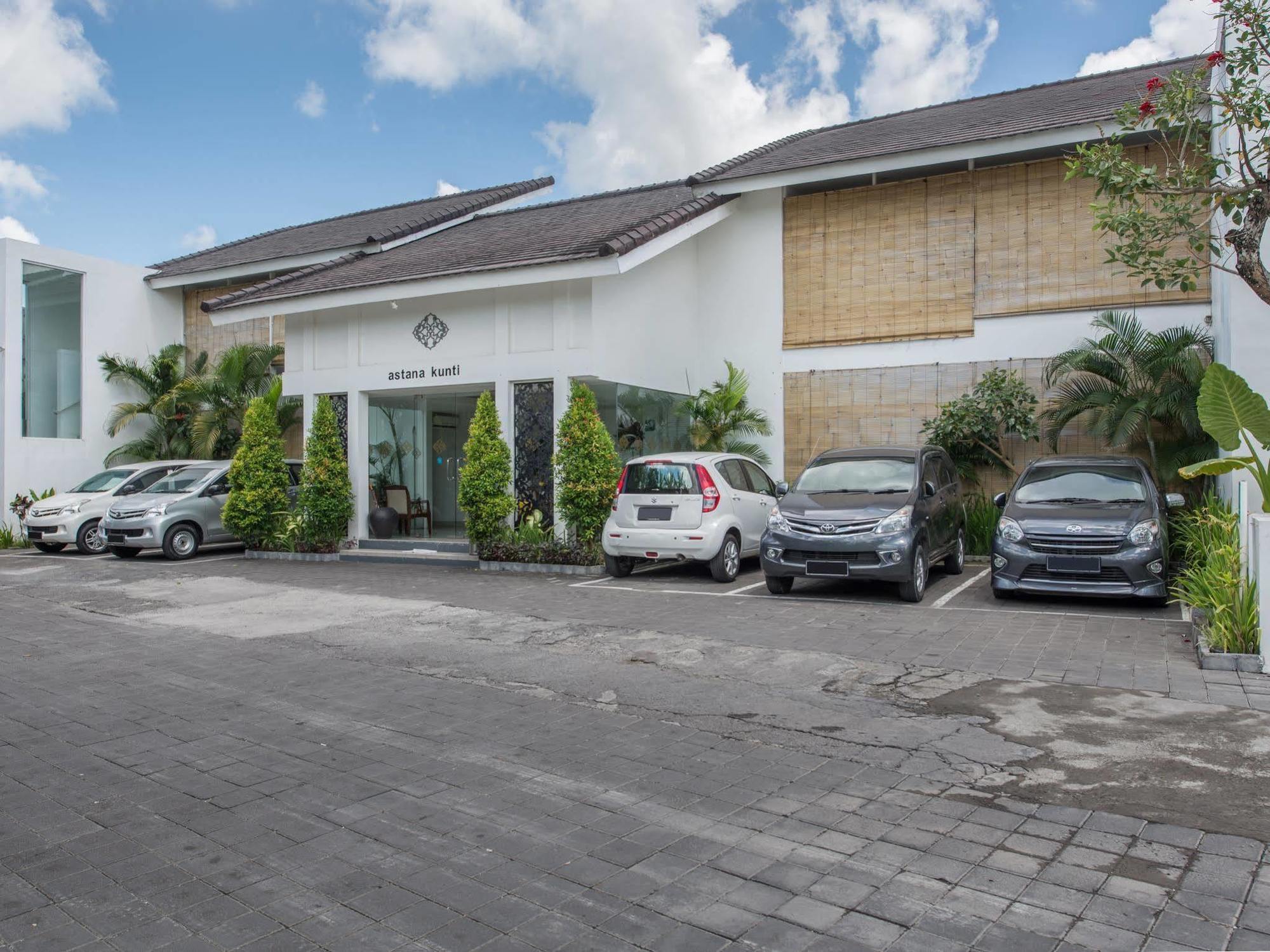 Hotel Astana Seminyak (Bali)