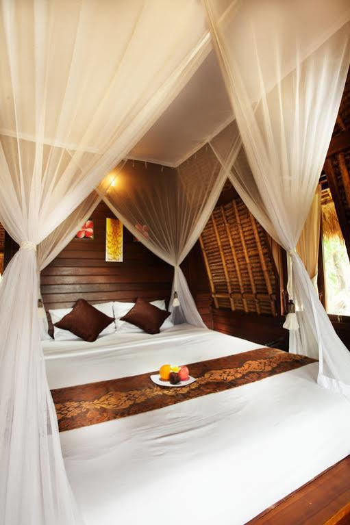 Abian Huts Dream Beach Lembongan 3*