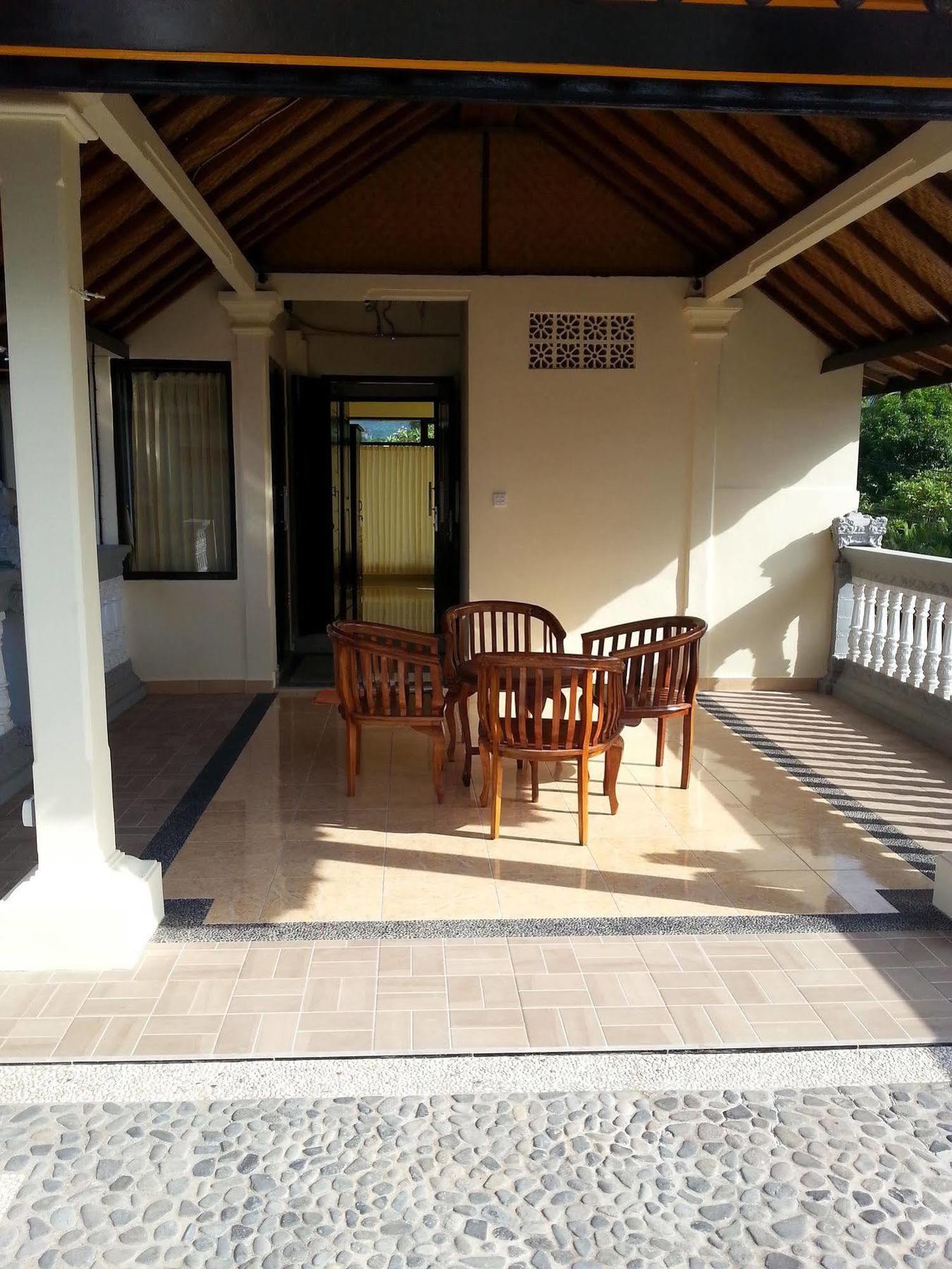 Puri Mandhara Guest house Lovina (Bali)