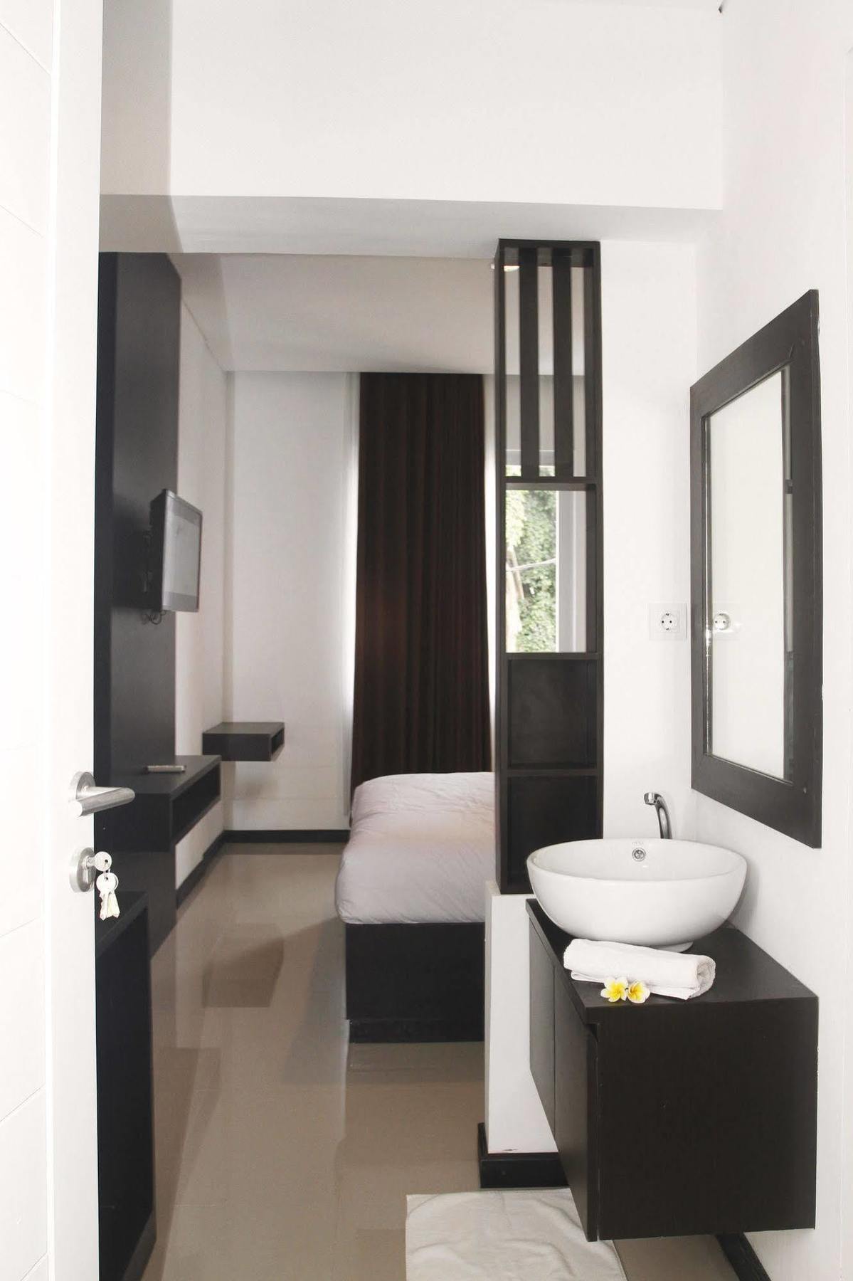 Lowcost Bed & Breakfast Bed & Breakfast