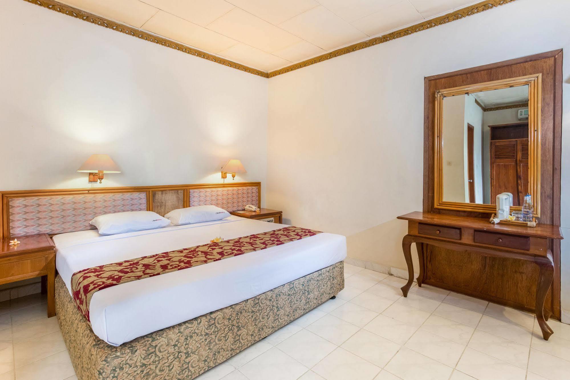 Reddoorz Near 3* Seminyak (Bali)