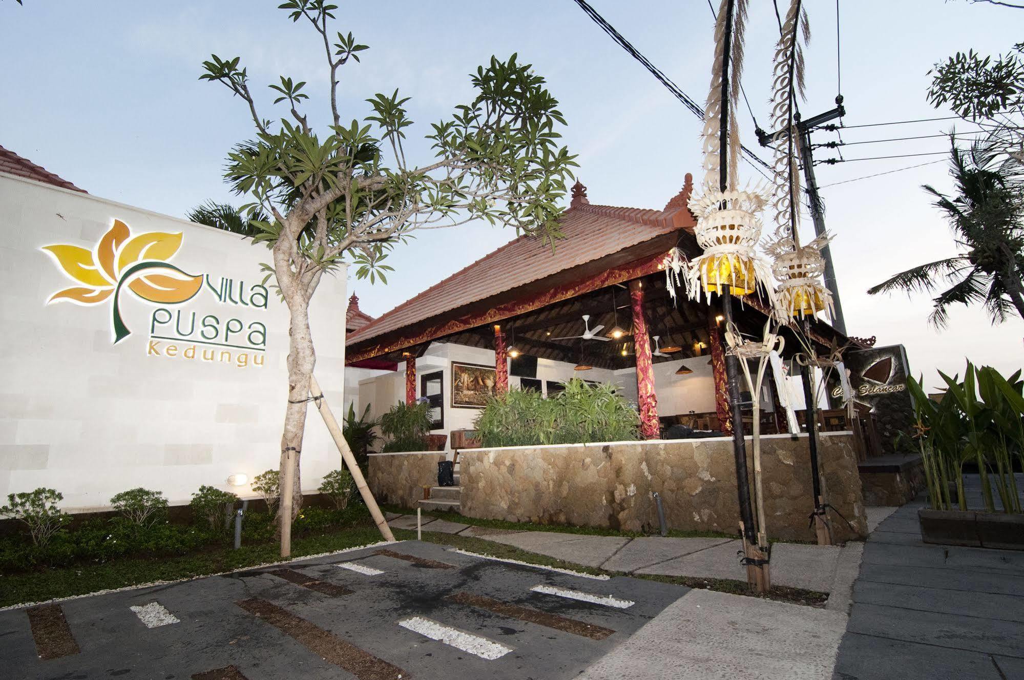 Puspa * Tanah Lot (Bali)