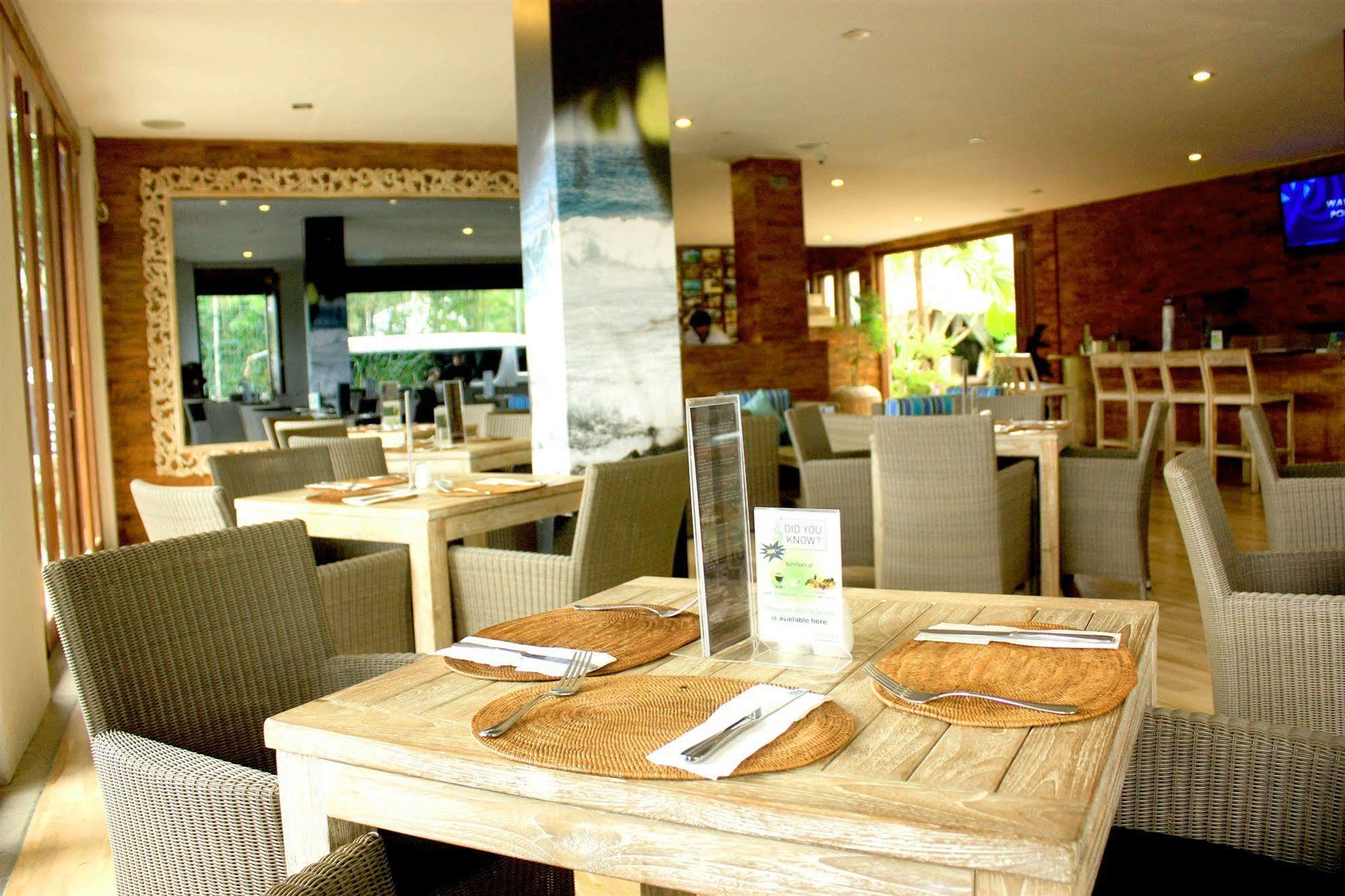 The Dipan Resort, And Resort Seminyak (Bali)