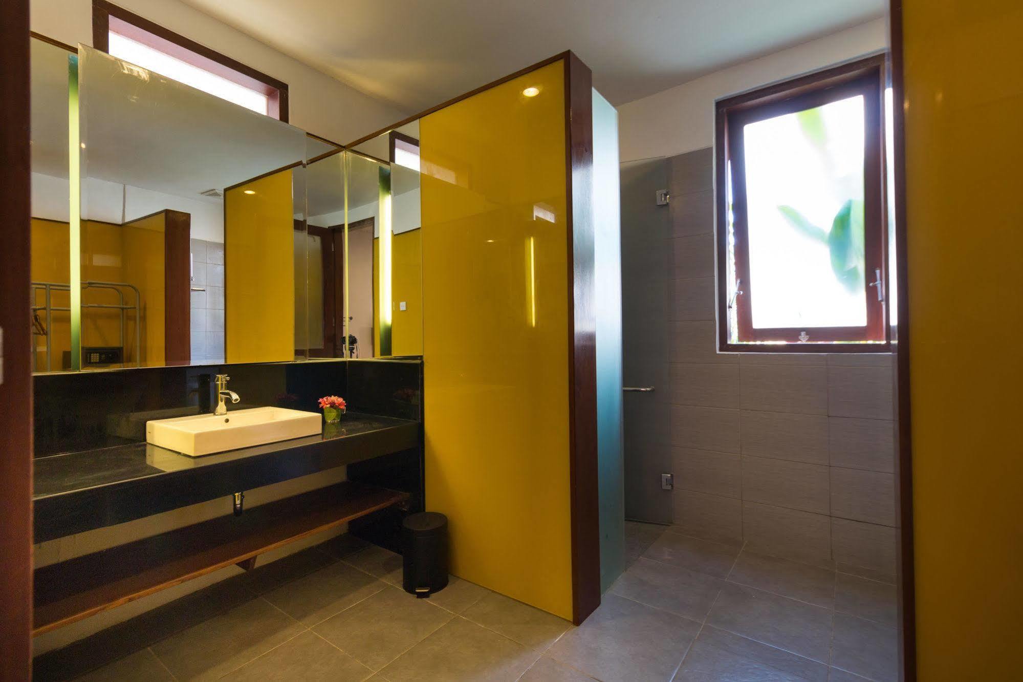 Art Villas *