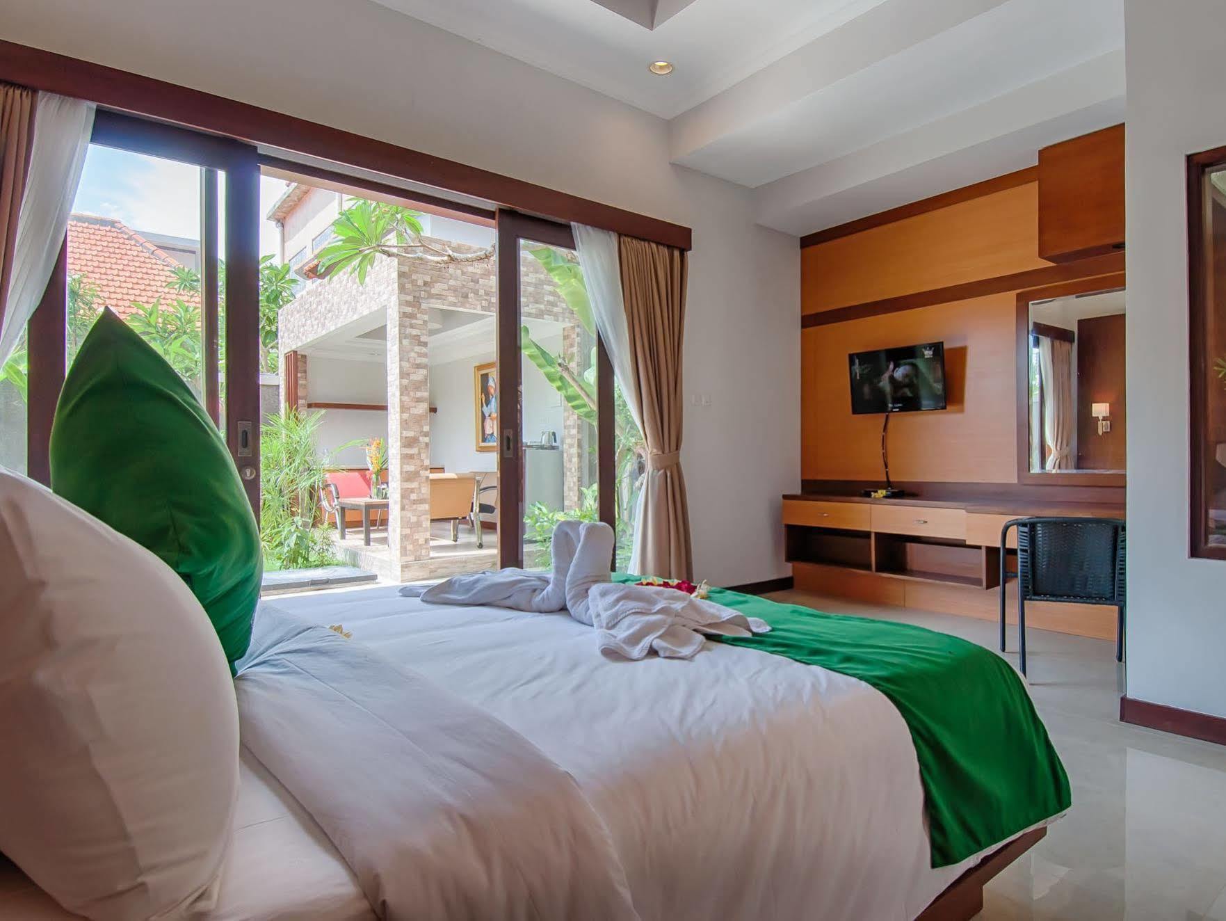 Amelle & Residences 4*