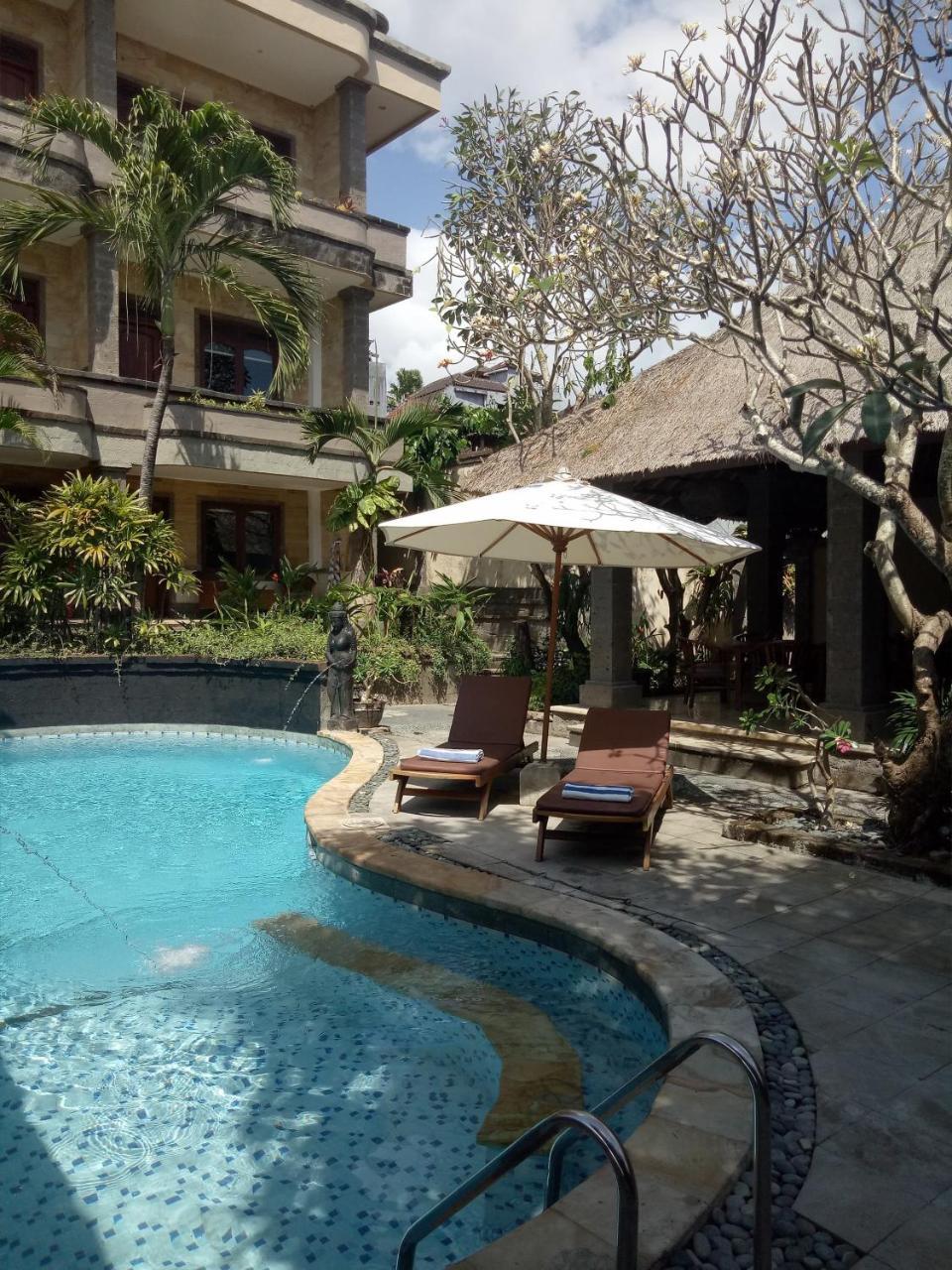 Ellies Guest house