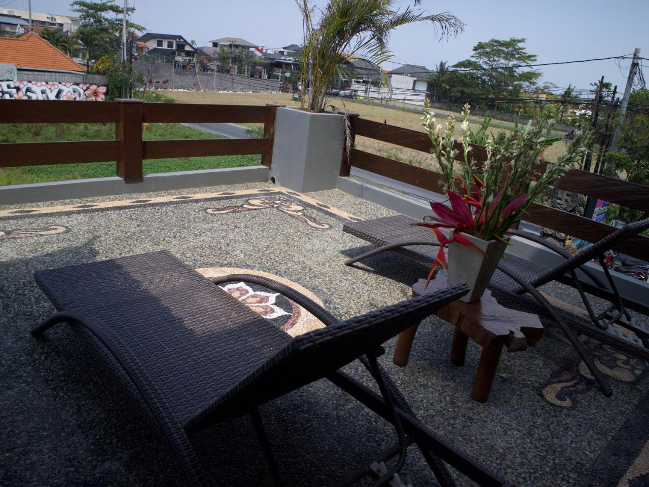 Guest house Bima Sakti House 2*