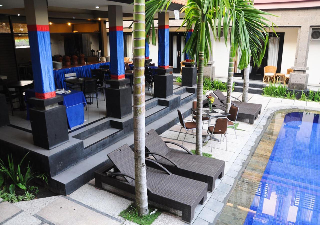 Taman Tirta Ayu Pool And Mansion Hotel