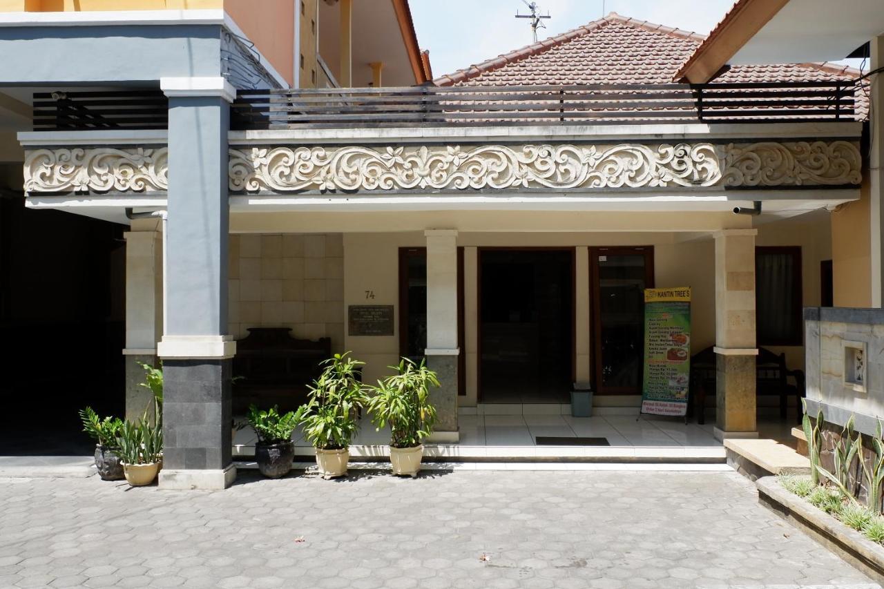 Hotel Grand Wijaya 2*