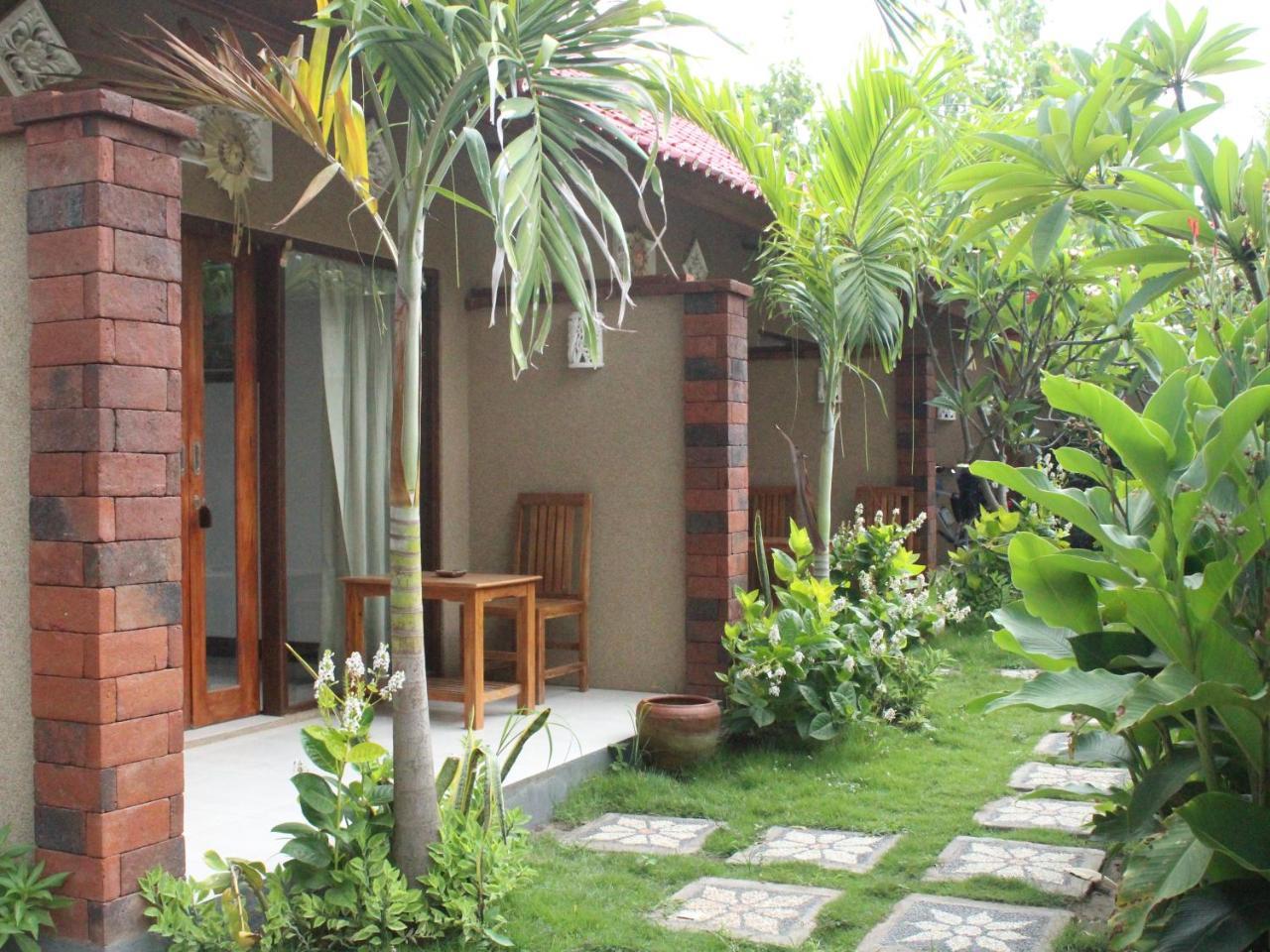 Homestay Made Taro - Menjangan Banyuwedang