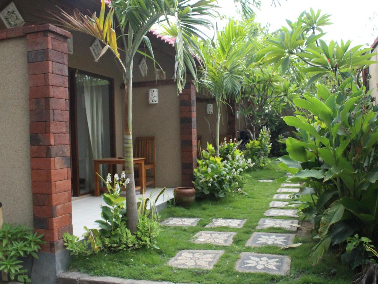 Homestay Made Taro - Menjangan Banyuwedang