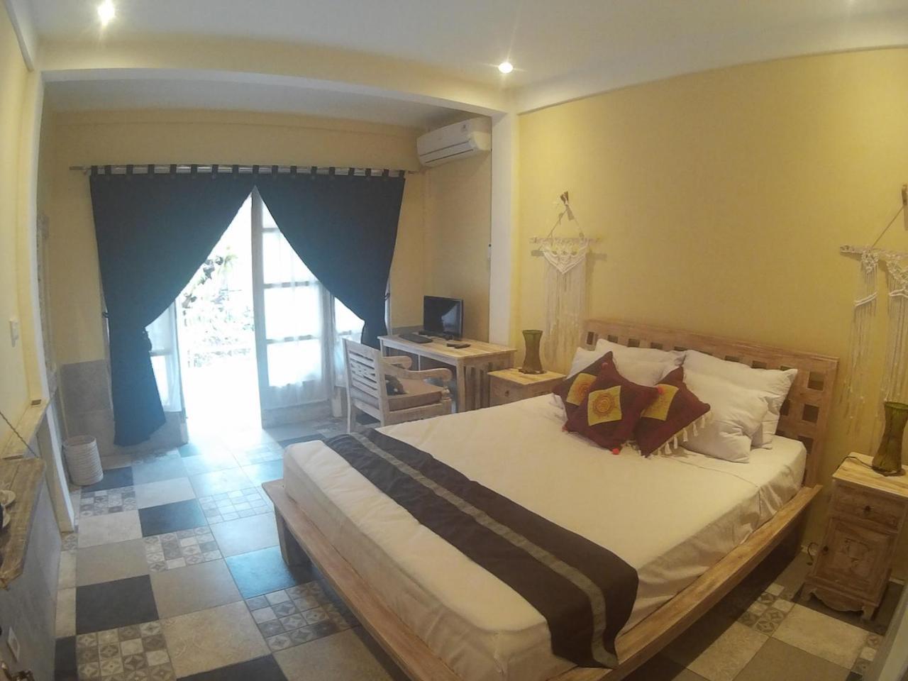 Pinpoint Guest house 3*