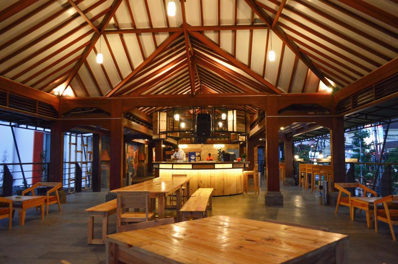 Hotel Harris Hotel&conventions Bali 4*