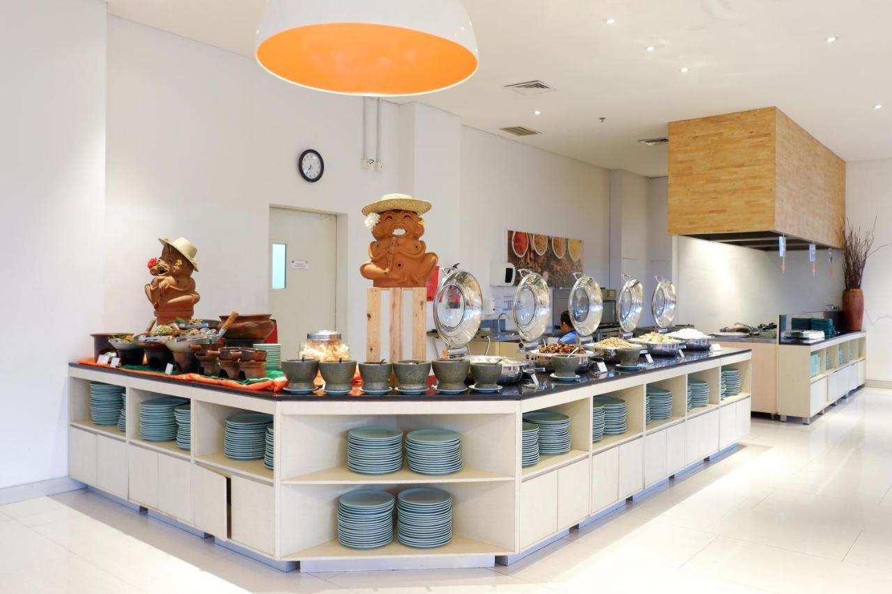 Harris Hotel&conventions Bali Hotel 4*