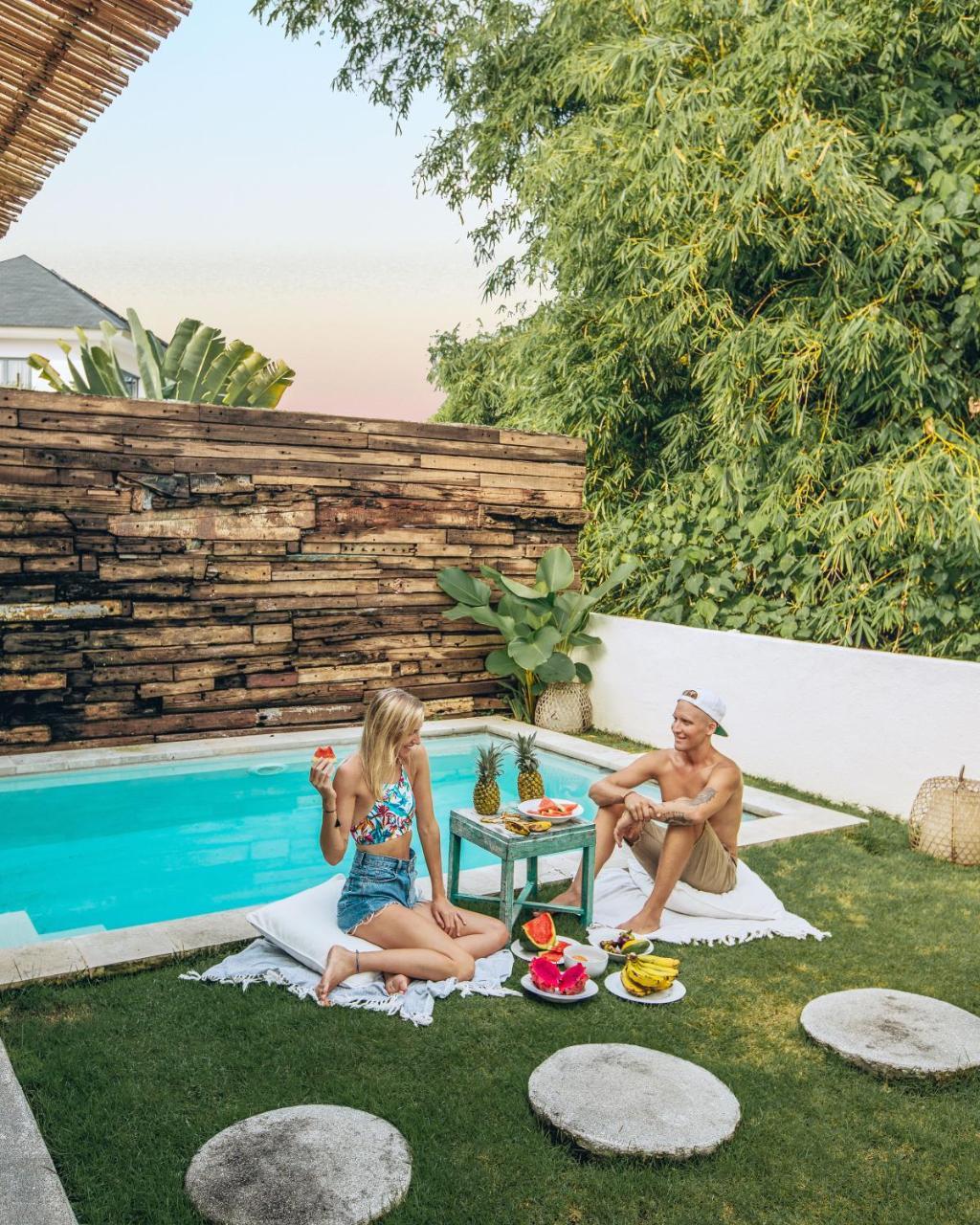 Aparthotel The 3*