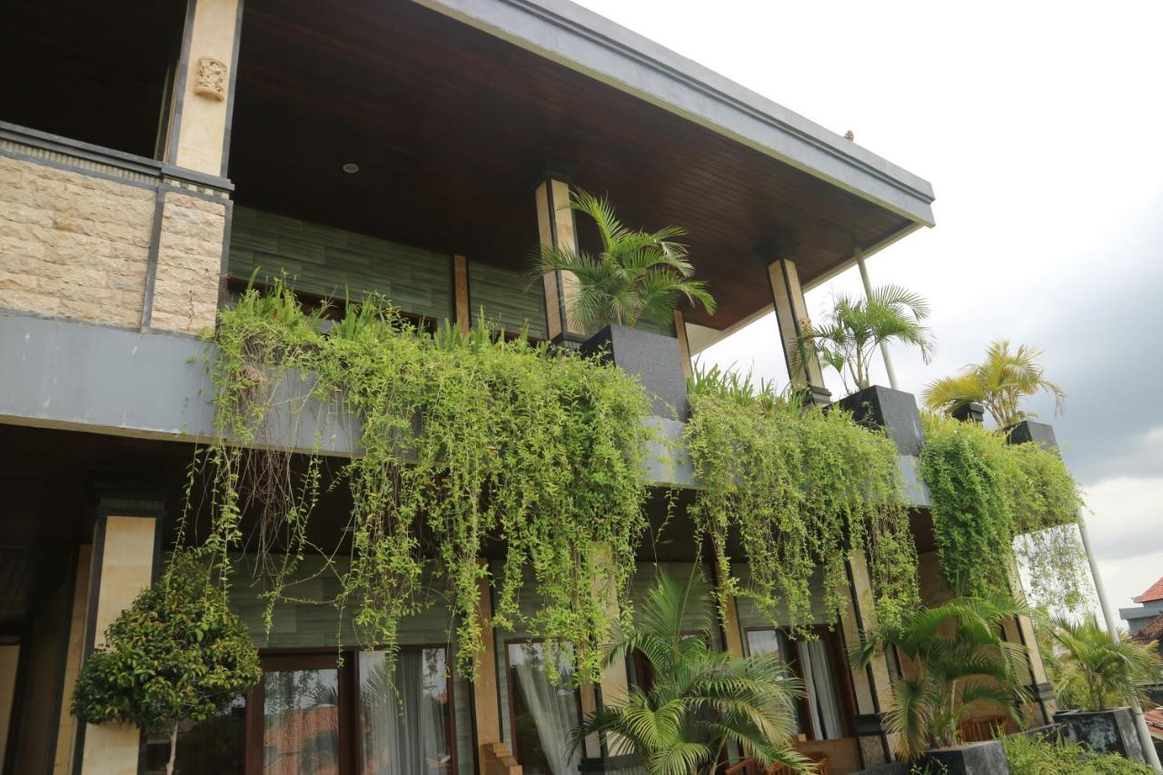 Guest house Bima Sakti House 2*