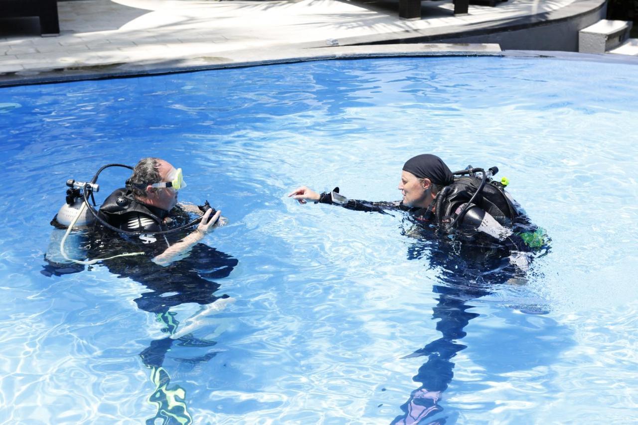 Teluk Karang Dive & Hotel