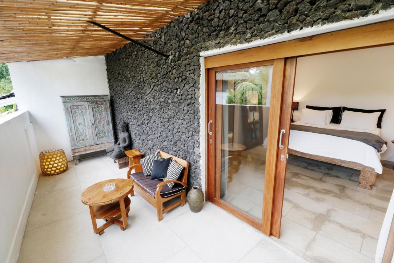 Aparthotel The 3*
