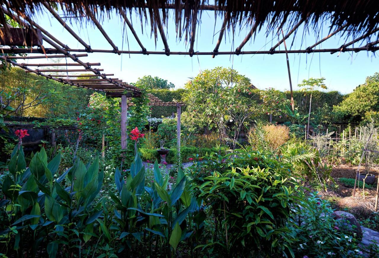 Bay Hideaway
