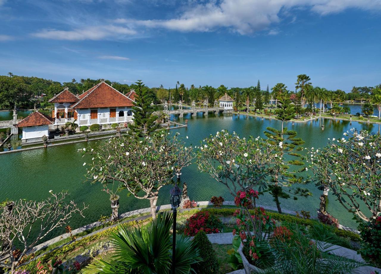 Bay Hideaway