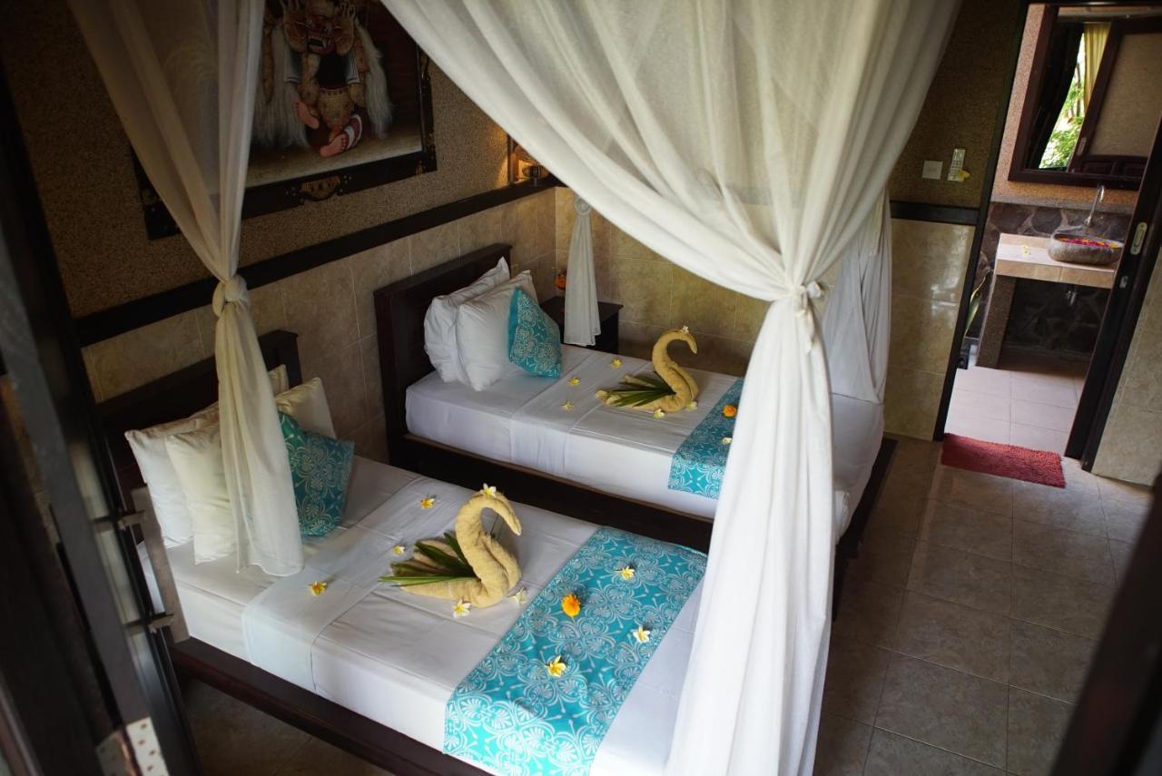 Oma In Bali *