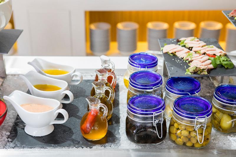 Hotel Eastin Ashta 4*