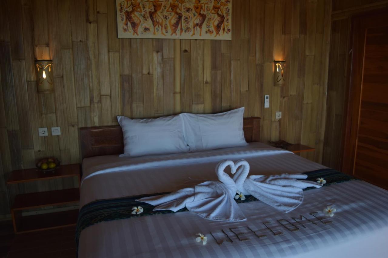Hotel Menjangan Hill 3*