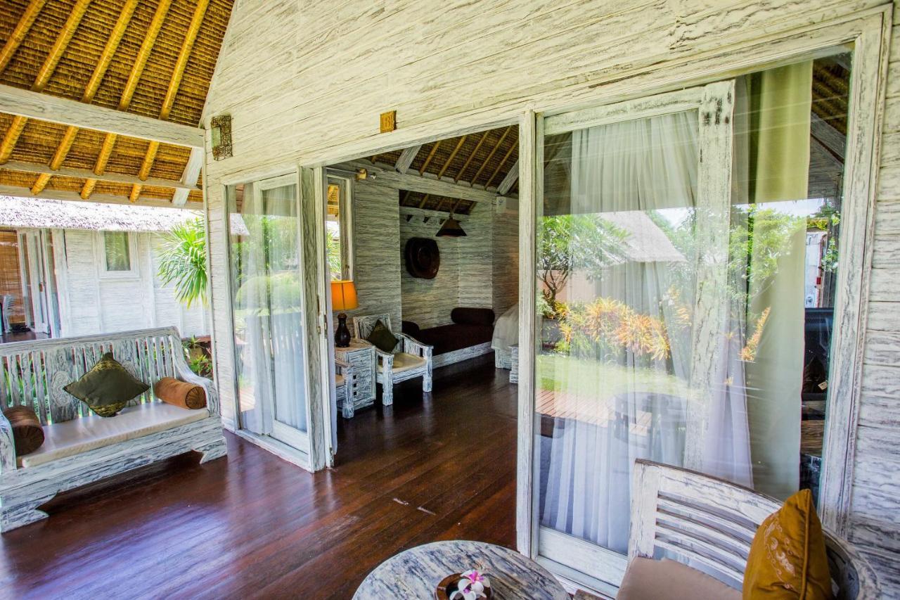 Bay Shore Huts 4*