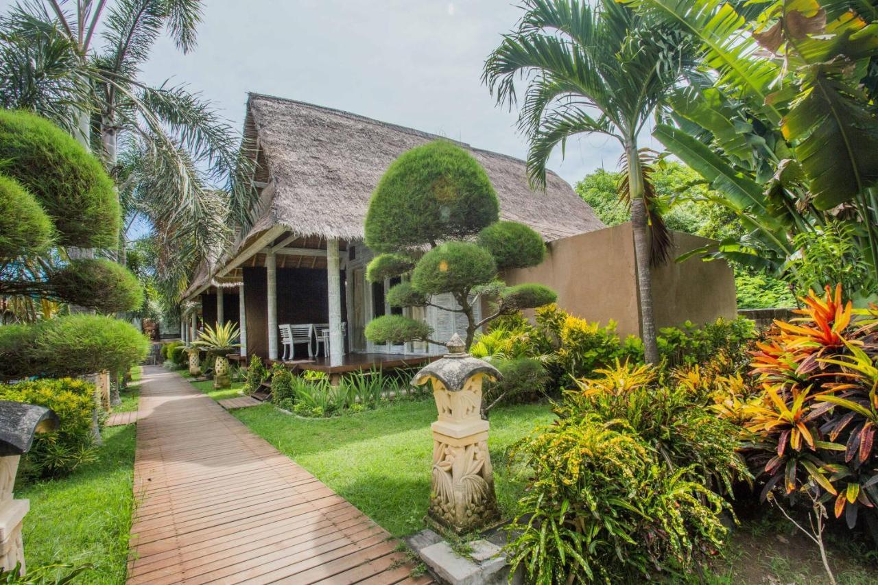 Bay Shore Huts 4*