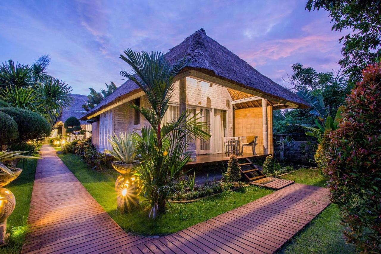 Resort Bay Shore Huts