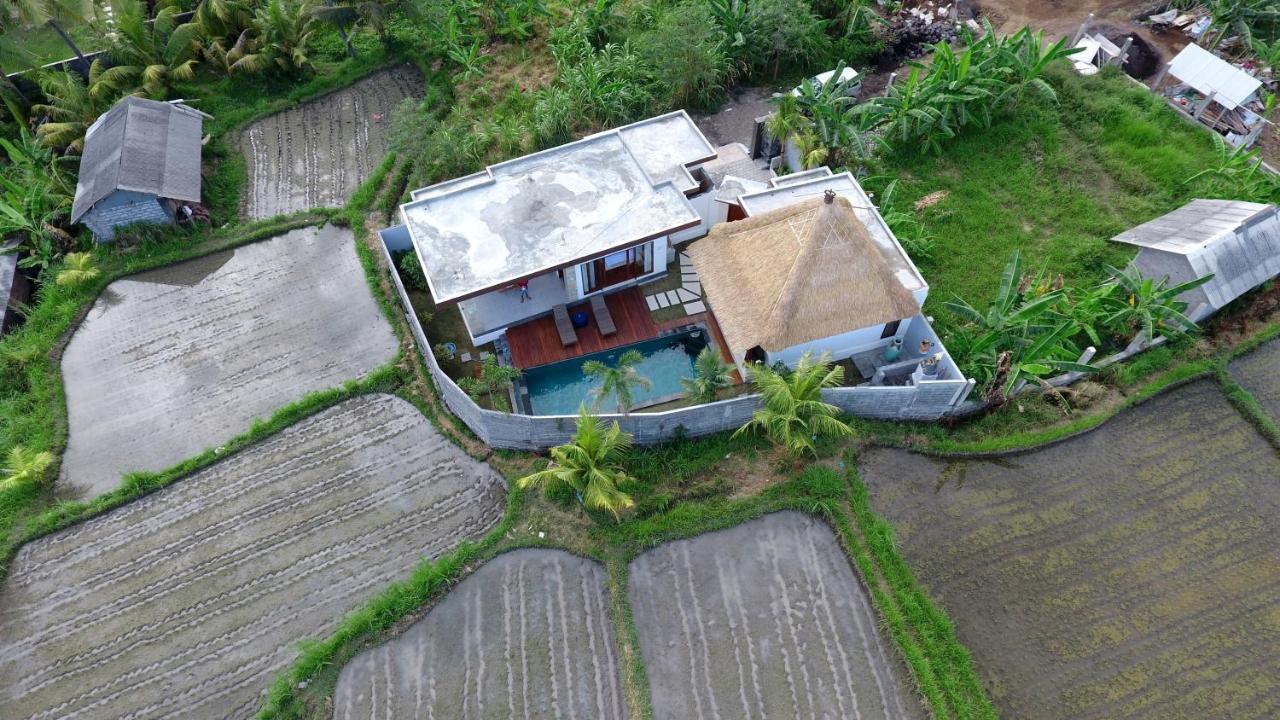 Prawiba 4* Keramas