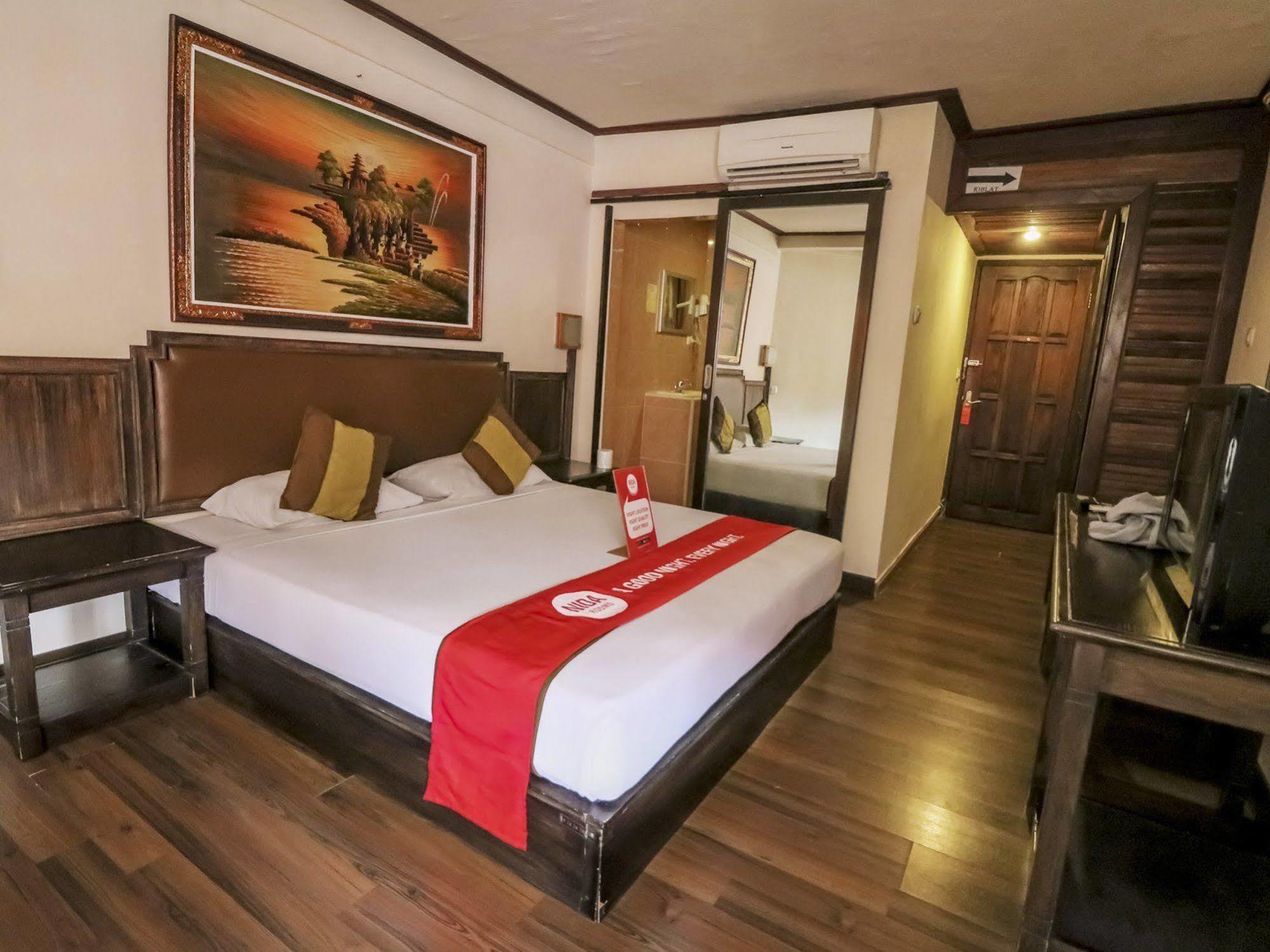 The Flora Kuta Bali 3*
